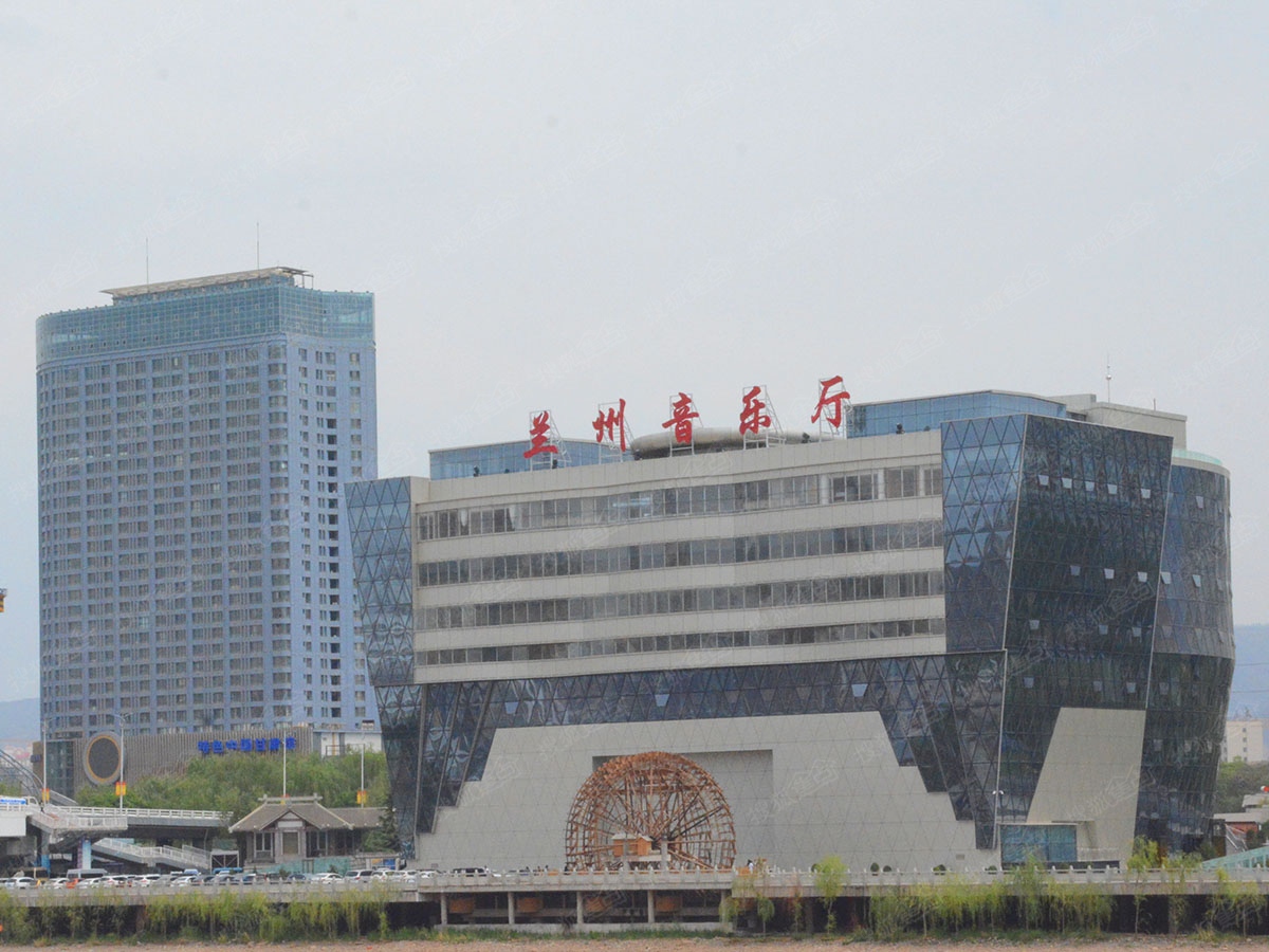 重庆来福士最丑建筑,重庆来福士被评十大最丑建筑