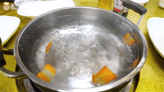 10年，它凭一锅清水，成为边炉界一霸！