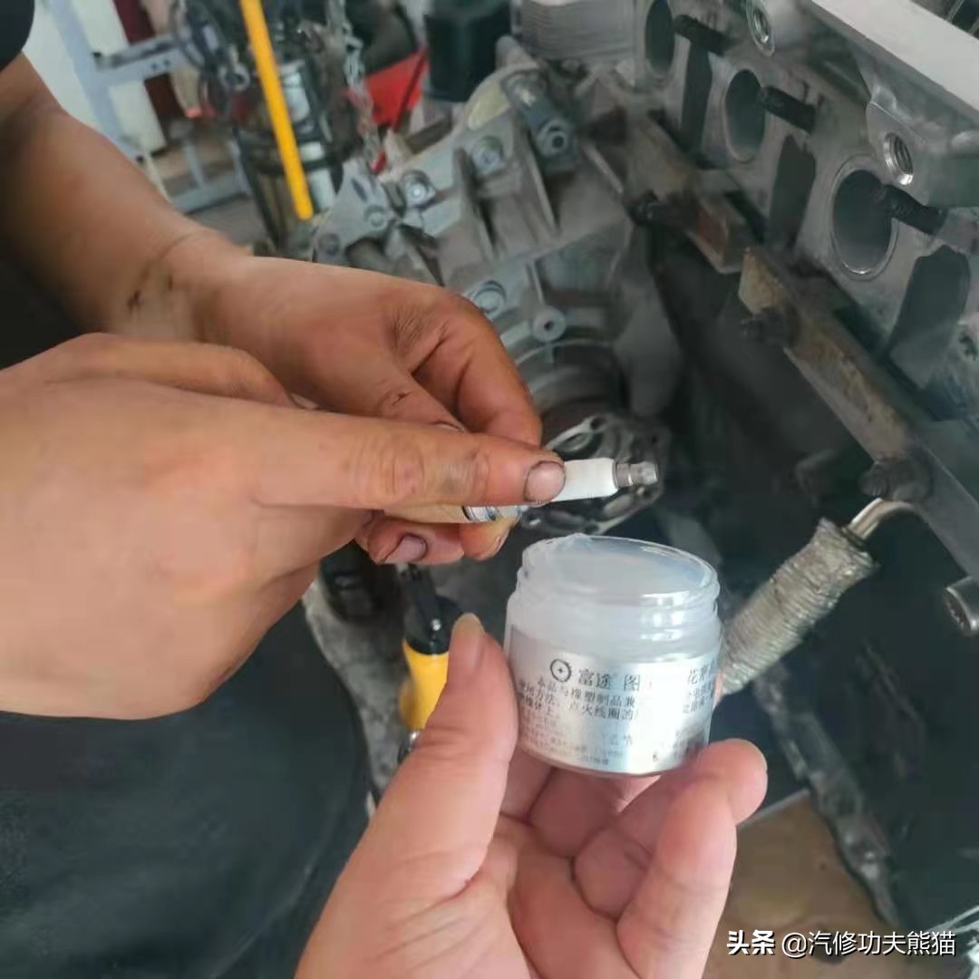 进口迈腾旅行版哪一款不烧机油,14年大众迈腾旅行版进口驾驶感受