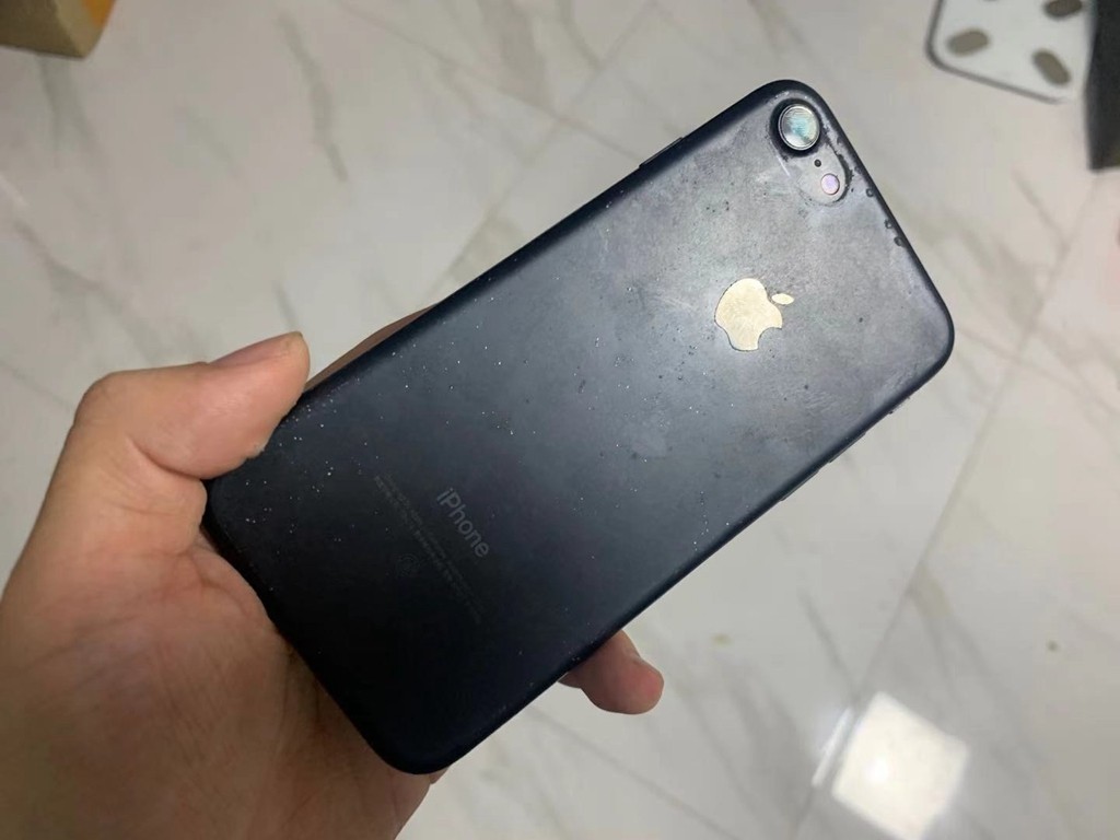 苹果公认手感最佳手机壳软壳,最耐摔的手机壳牌子