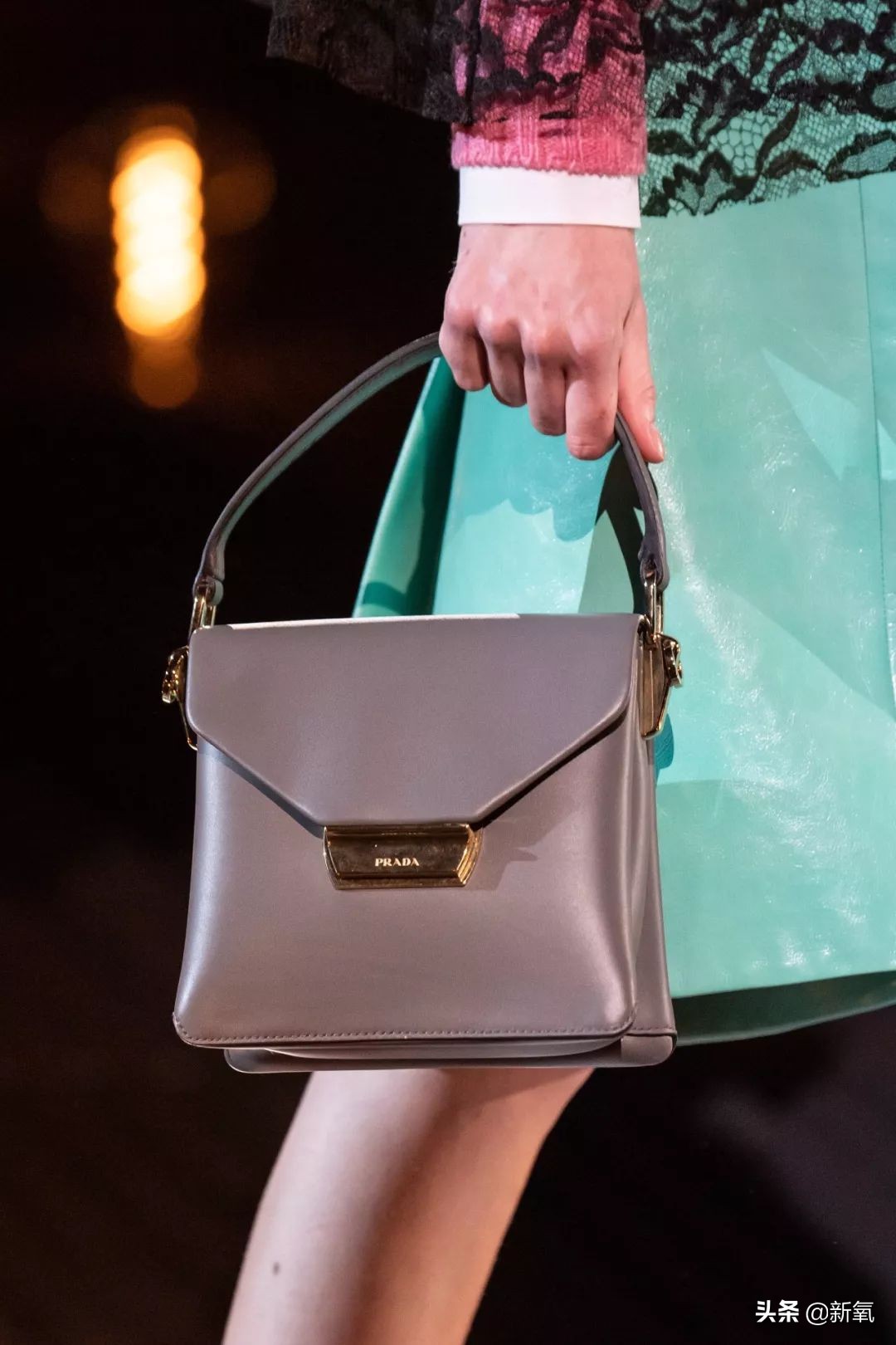 prada是盗版吗,prada山寨版