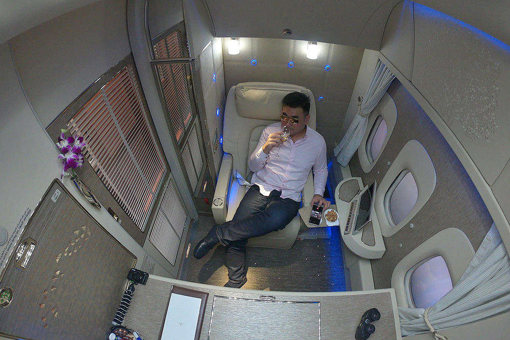 阿联酋航空b747,阿联酋航空b777-200lr