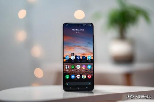 三星手机操作系统最新版本是多少,三星手机操作系统流畅吗