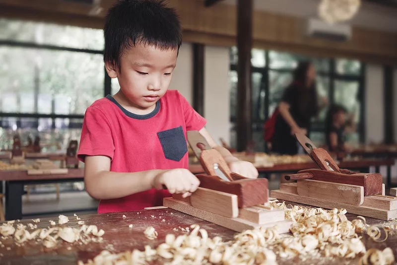 孩子偷东西如何管教,孩子偷东西要怎么严加管教