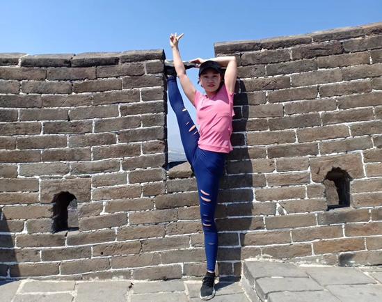 【围观】天降一只‘曹’阳‘丹’凤，演绎瑜伽绝伦韵律