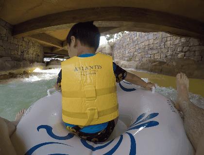 上九天揽月，下五洋捉鳖。看二孩老父亲如何带全家打卡亚特兰蒂斯