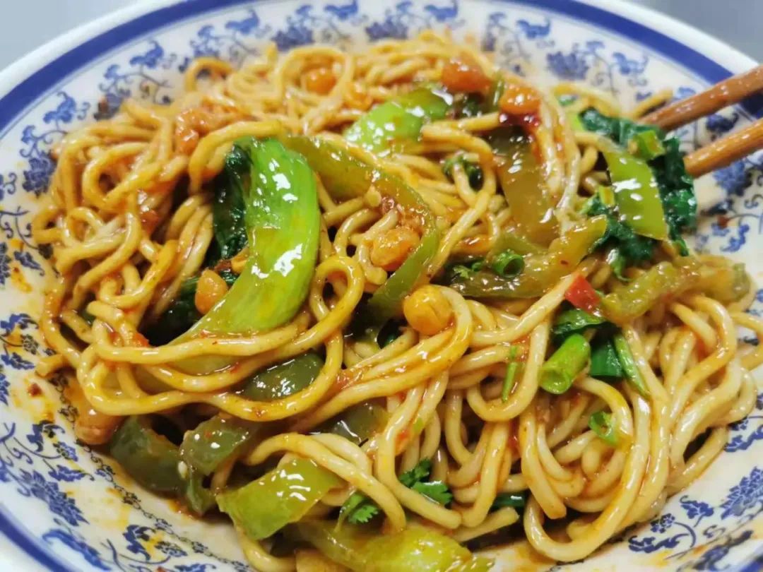 全国高校食堂美食排名,高校美食大赏隔壁都馋哭了