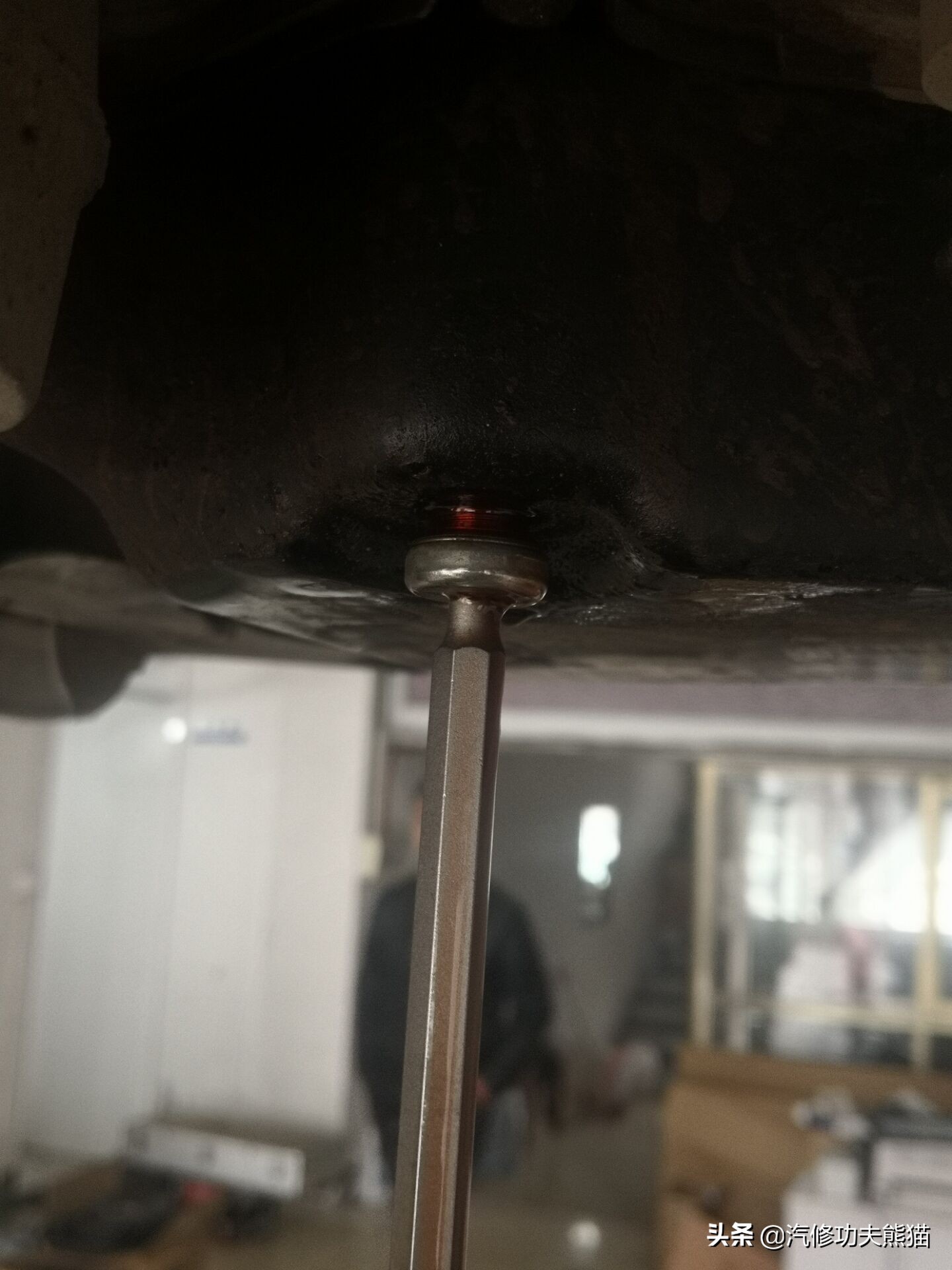 途观1.8t发动机烧机油维修多少钱,途观1.8t烧机油彻底解决