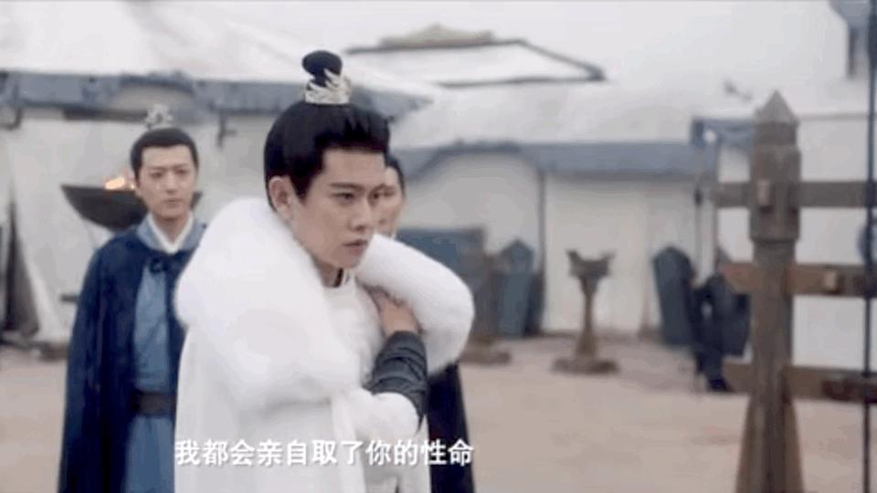 又到冬日，古装毛领斗篷别乱穿，高颜值演员和良心造型师缺一不可