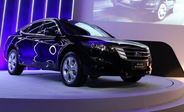 歌诗图和皇冠哪个更耐用,歌诗图怎么样耐用吗