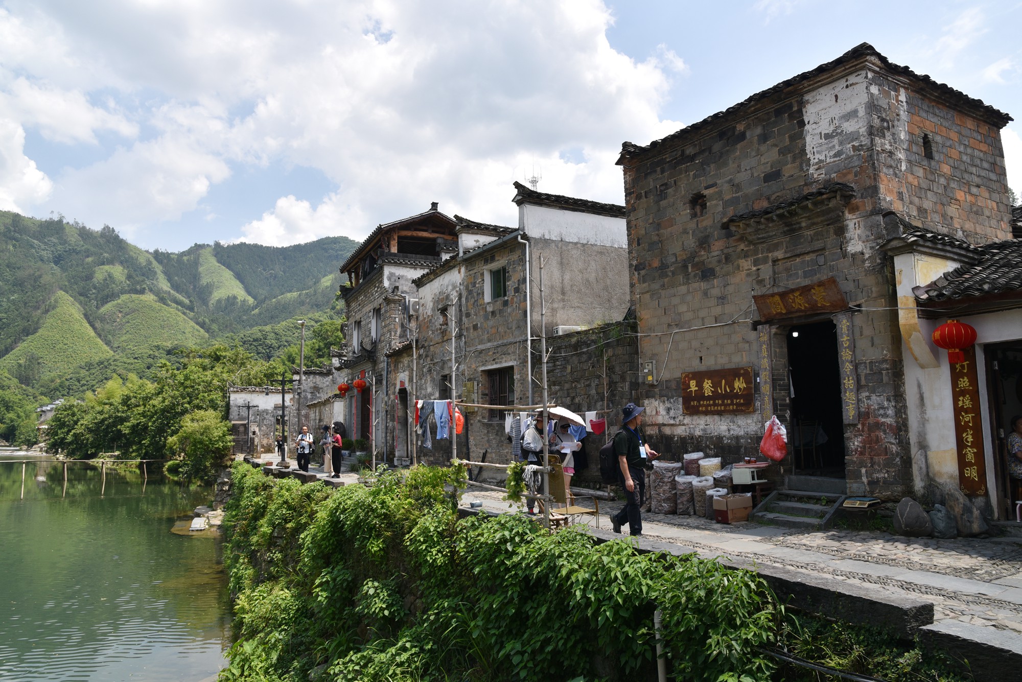 景德镇近代瓷器发展,千年瓷都景德镇有哪些瓷器