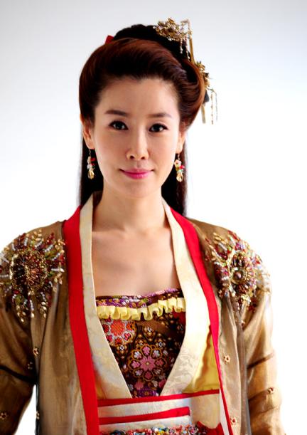 盘点韩国女明星的古装造型,当韩国女星穿上中国古装