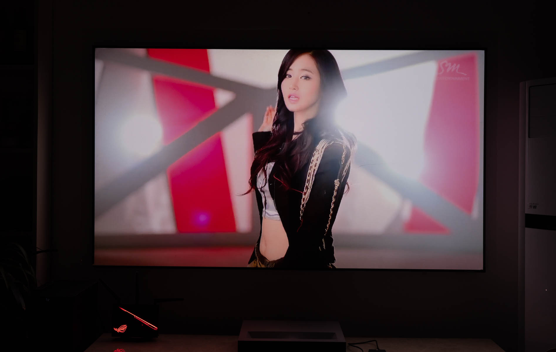 激光电视真的好用么？峰米激光电视4KCinema全网首测！