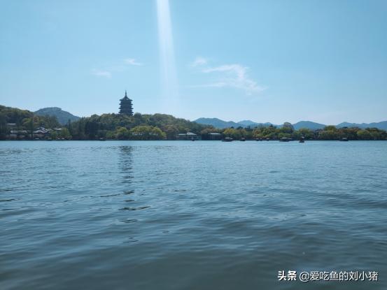 南方景色巅峰!饱含人间风雅的西湖到底有多美?