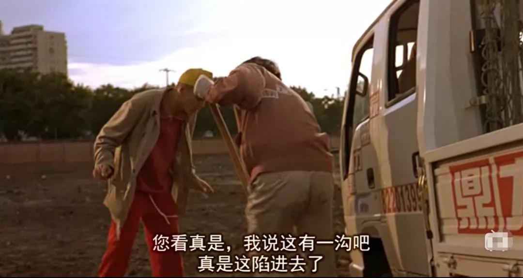 你在想五一去哪，他们在想五一怎么活