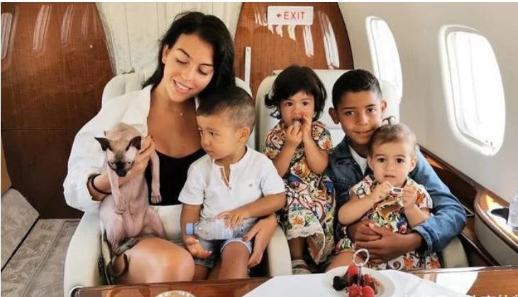 足坛前三人梅西c罗内马尔,梅西与贝克汉姆最大赢家