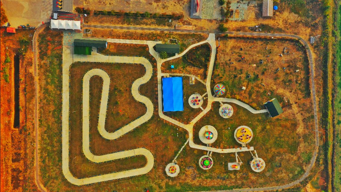 年的由来故事简短,了解年的来历和关于年的小故事