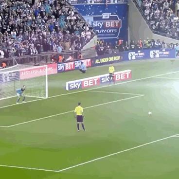 搞笑偷井盖的贼,偷井盖的搞笑图片