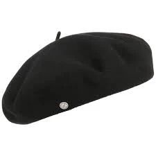 帽子戏法衣服穿搭,穿搭帽子选什么颜色的