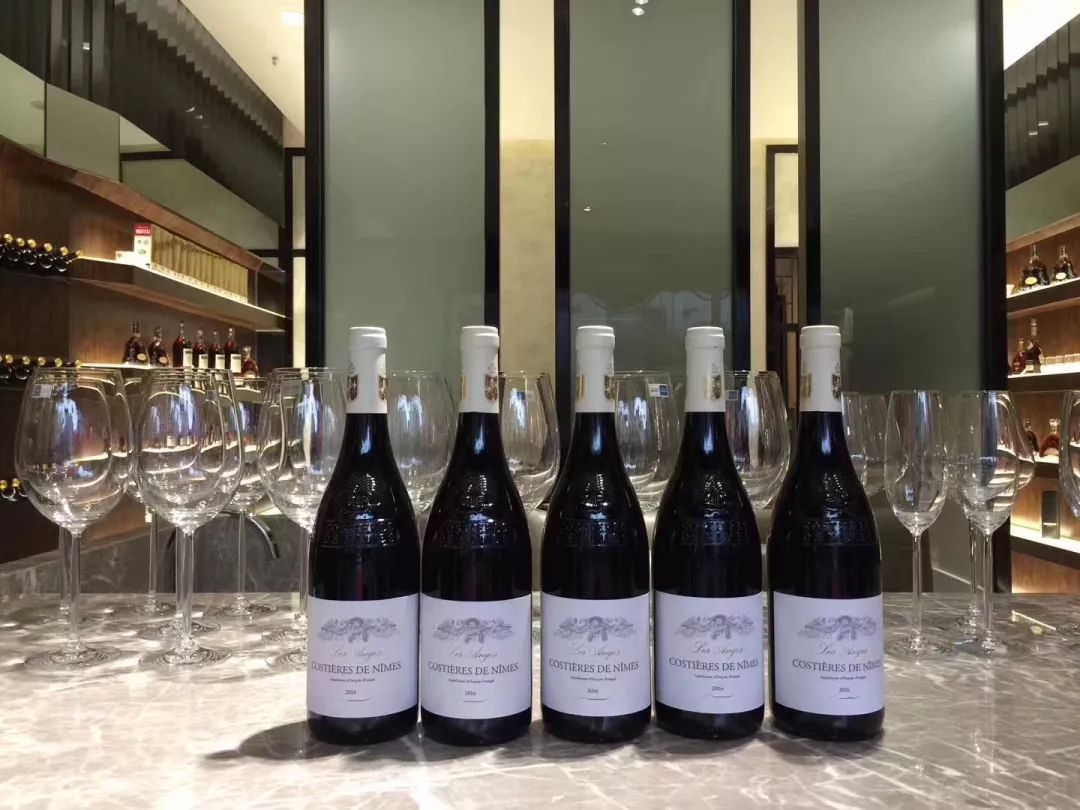 真假葡萄酒识别记住这一招,绯玺