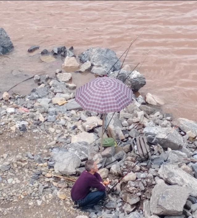 冬天大河野钓黄辣丁什么水域适合,野钓黄辣丁的正确方法与技巧