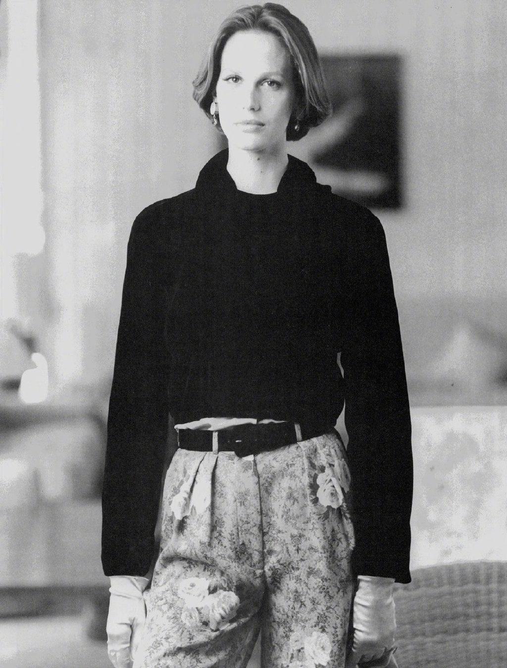 这些毛衣单穿打底都好看,长款打底毛衣怎么穿搭最好看