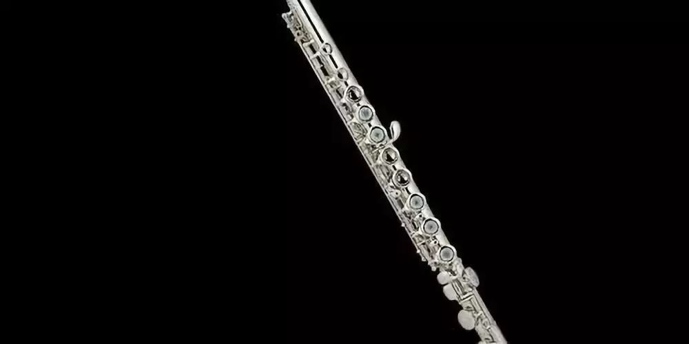 搞艺术必须要有钱吗,搞艺术要砸多少钱