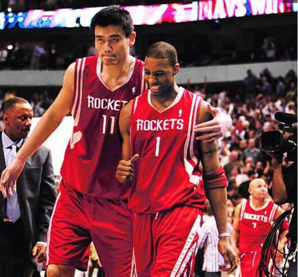 NBA历史最有意义的5款球衣：想击败乔丹的公牛，先要偷走红色球衣