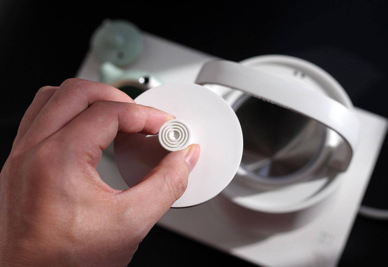 便携式电热水壶测评 (既便宜又好用的便携式电热水壶)