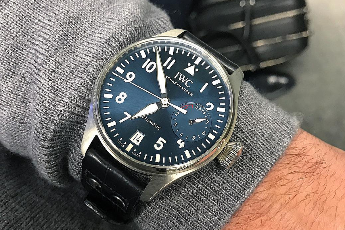 这几大功能都没有？那你可能买了块假航空表！