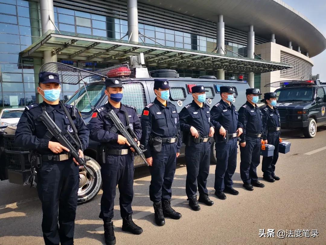 民警一个月不回家,警察忙到一个月不回家
