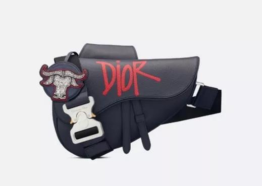 巴宝莉和lv哪个好,巴宝莉lv