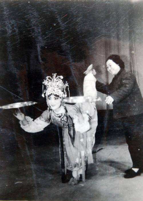 河南博物院九大镇馆之宝杜陵方鼎,郑州商城遗址出土的杜岭方鼎图片