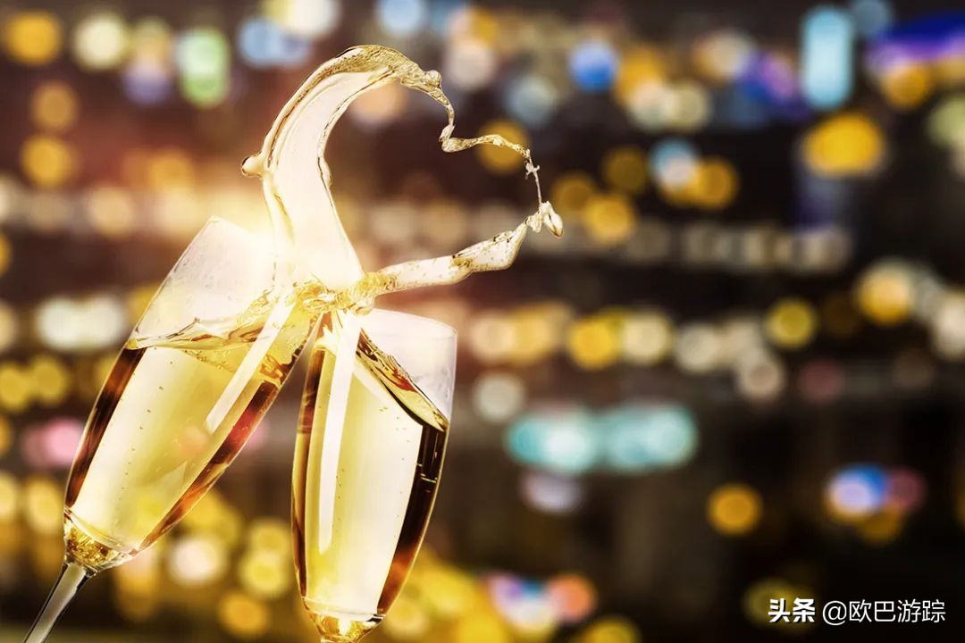 上海东方明珠塔里藏了一个酒店,你知道东方明珠有个酒店吗