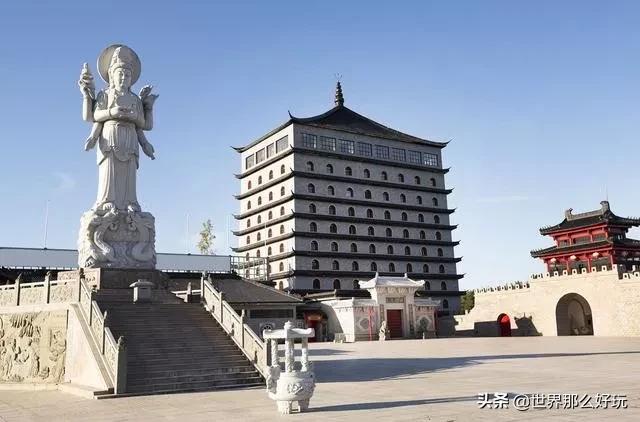 斥资3个亿,国外竟有个山寨中华古城:北京鼓楼、兵马俑……