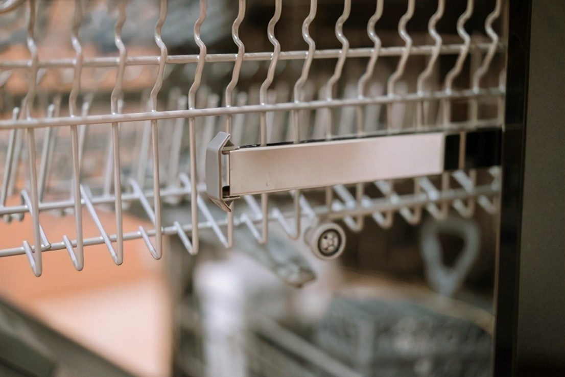 分区洗10套洗碗机,海尔晶彩迭代和晶彩系列