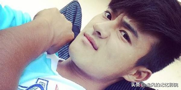 旋风十一人胡歌和江疏影开出租车,旋风十一人胡歌江疏影同台完整版