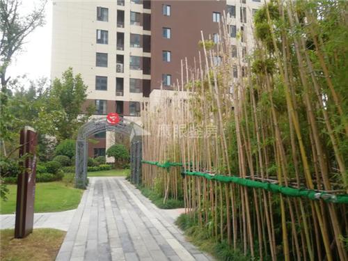 良乡万科物业,万科物业和配套设施