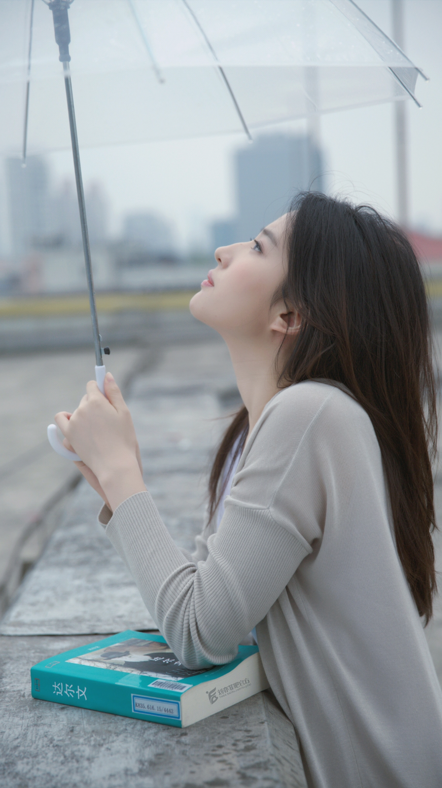 保持坚韧不拔的精神,保持韧劲的诗句