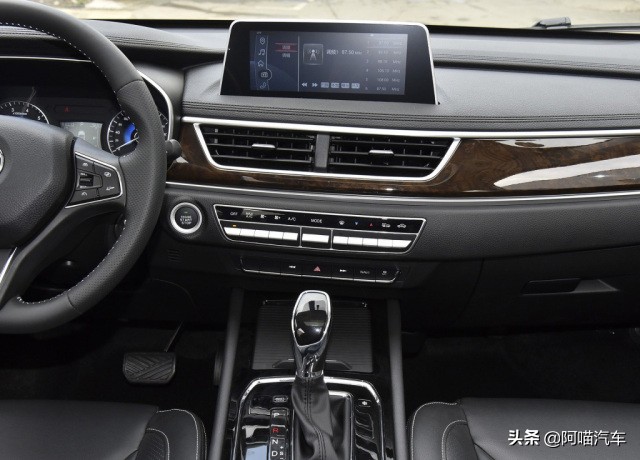 开起来很安静动力足,开起来坐起来舒服的车