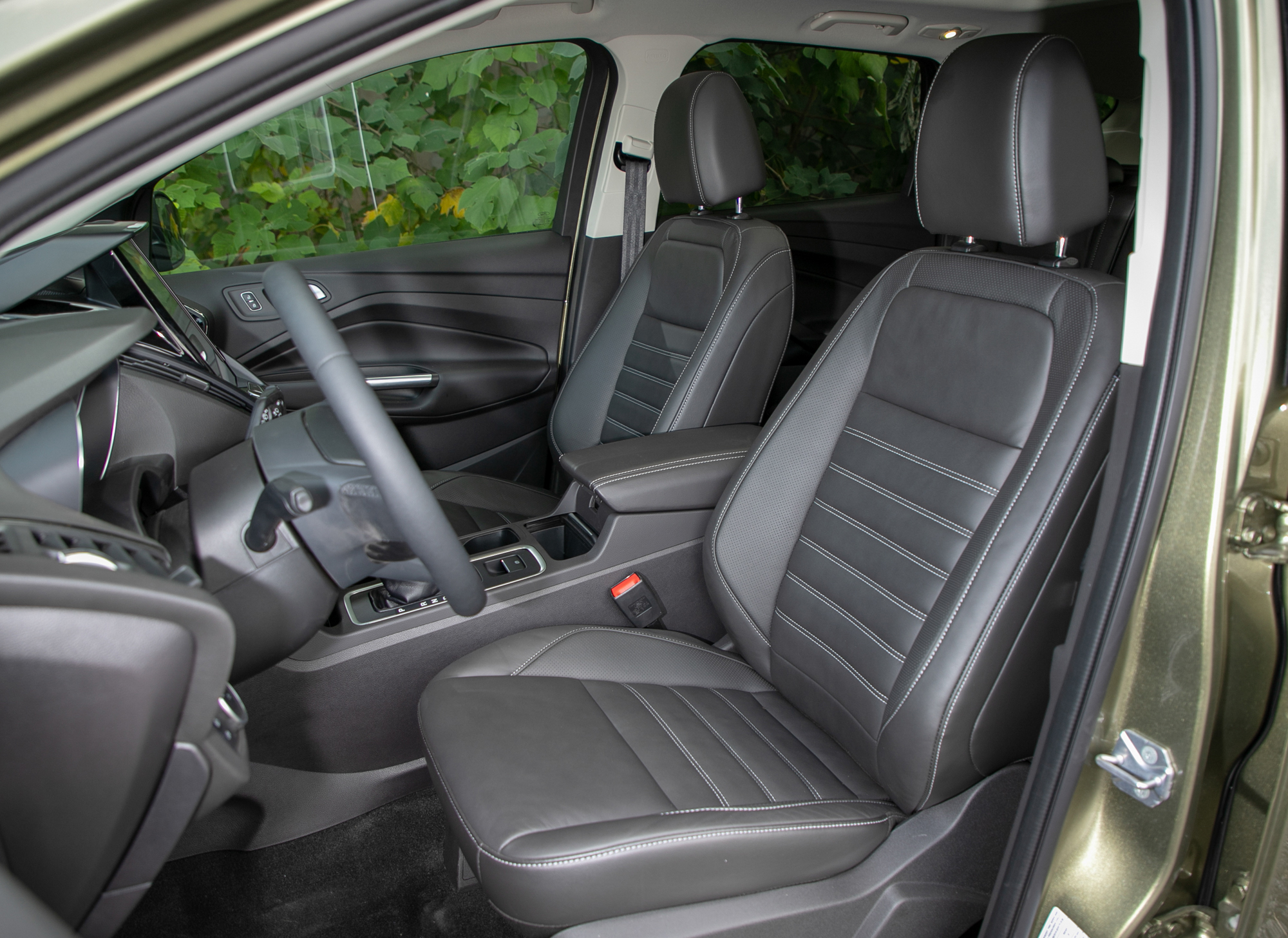 翼虎1.5t低配,福特翼虎1.6r