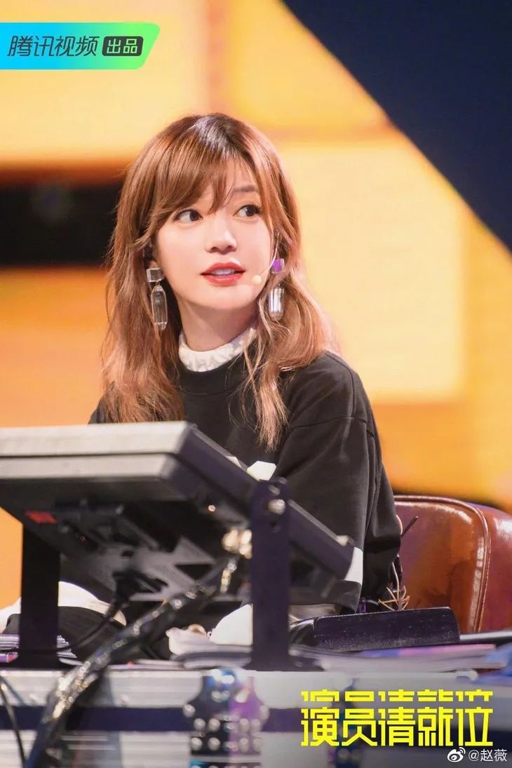 赵薇为啥演小燕子,赵薇演过什么节目