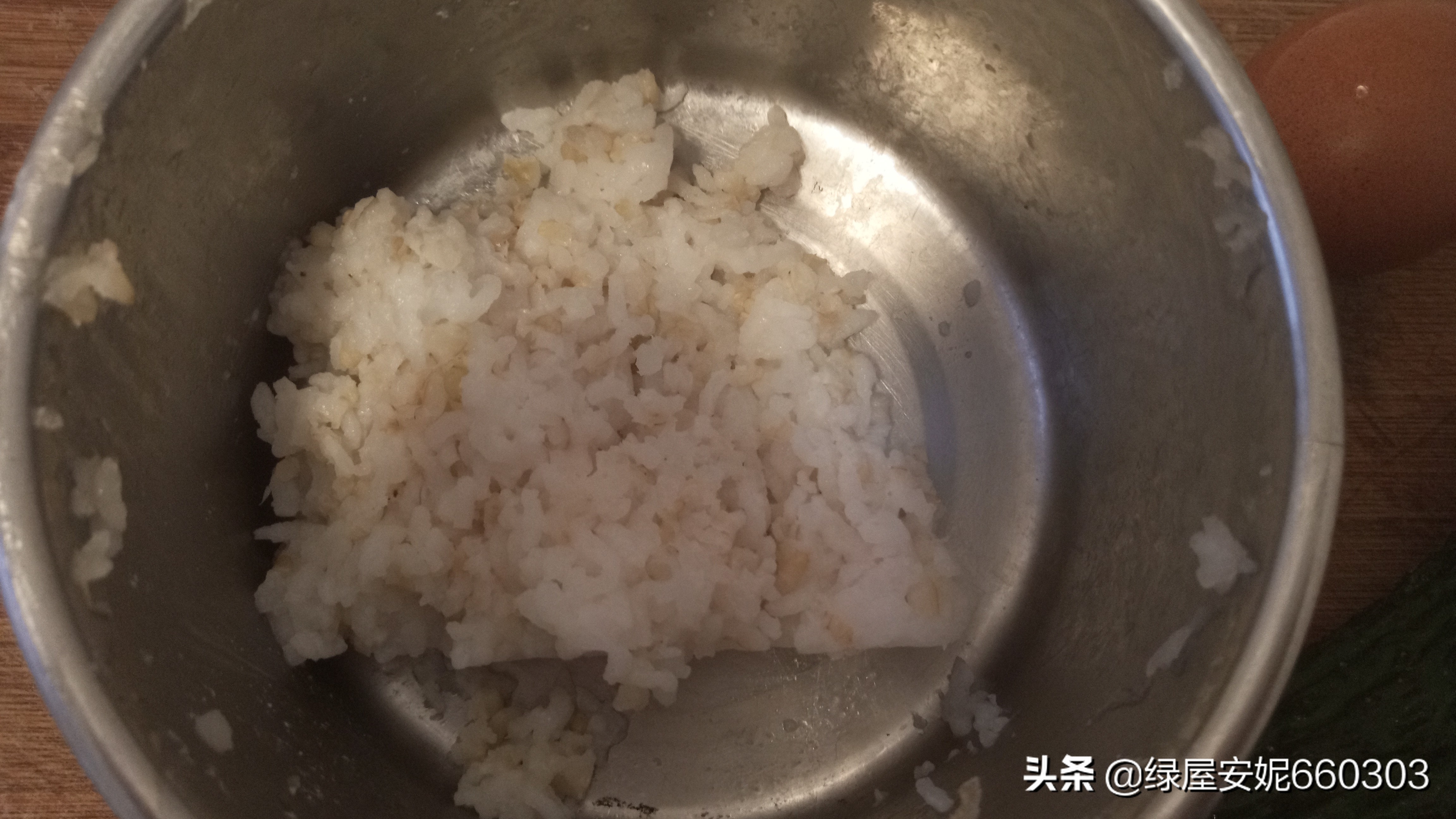 怎么把剩米饭变废为宝,剩米饭太黏了怎么做好吃