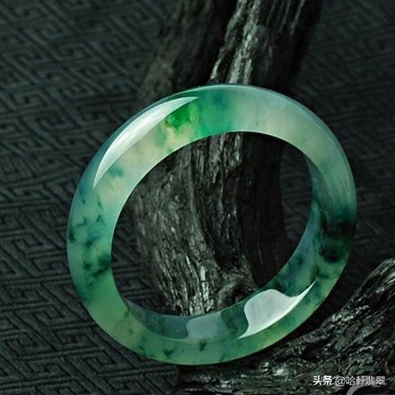 翡翠飘藓不好看吗,翡翠飘花跟不飘花差别
