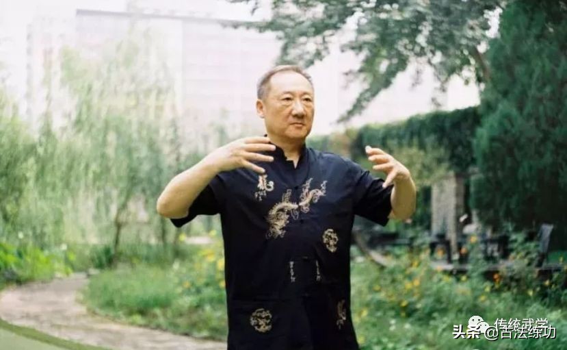 九大站桩的正确练法,伸筋拔骨养生功陈氏太极站桩口诀