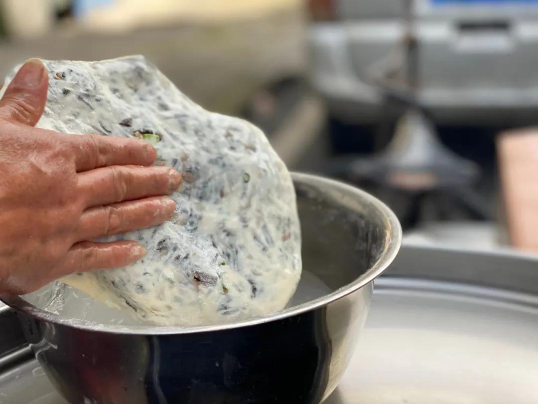 烧饼网红小摊,安徽歙县网红烧饼