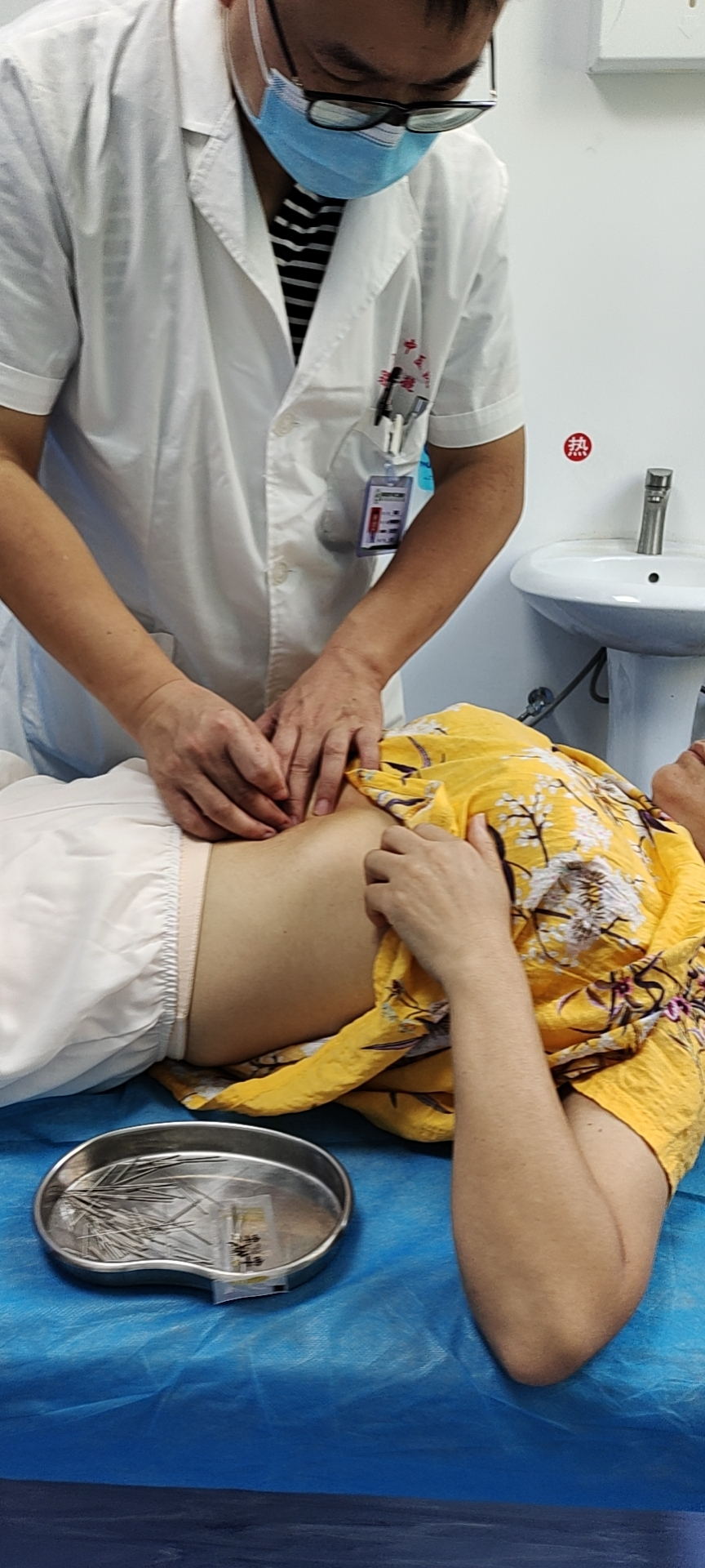 腹脊筋骨疼痛中医治疗,左前胸部疼痛针灸治疗