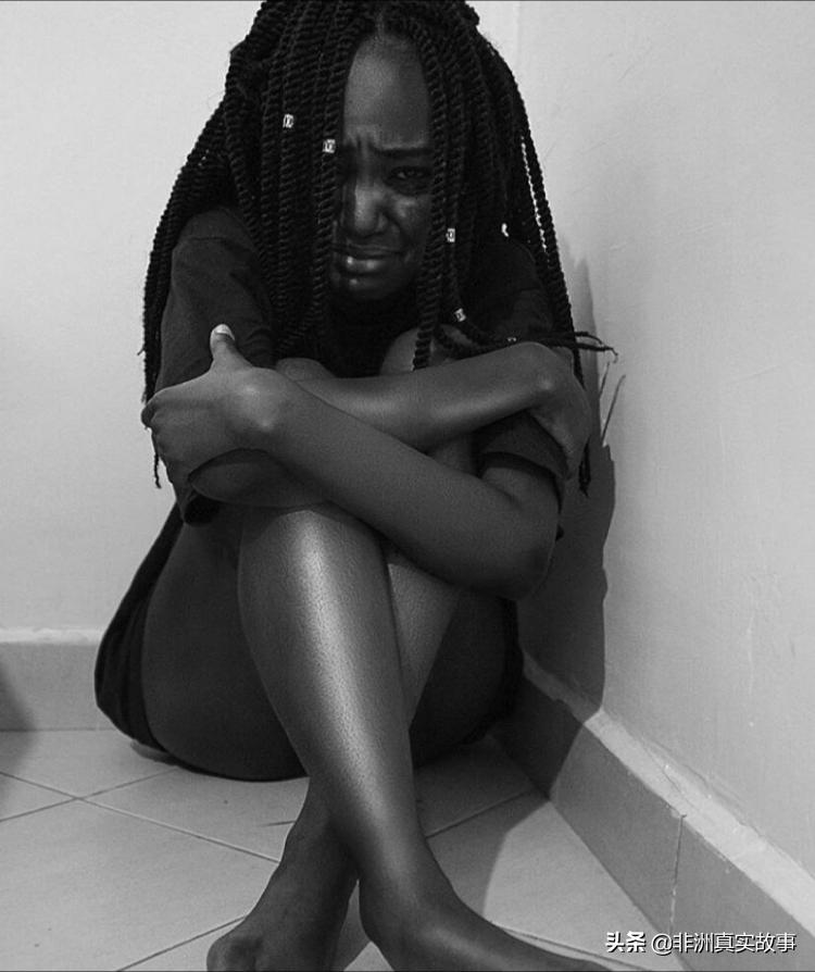 非洲女孩，讲述曾经患有抑郁症的她，割腕、跳河，最终走了过来