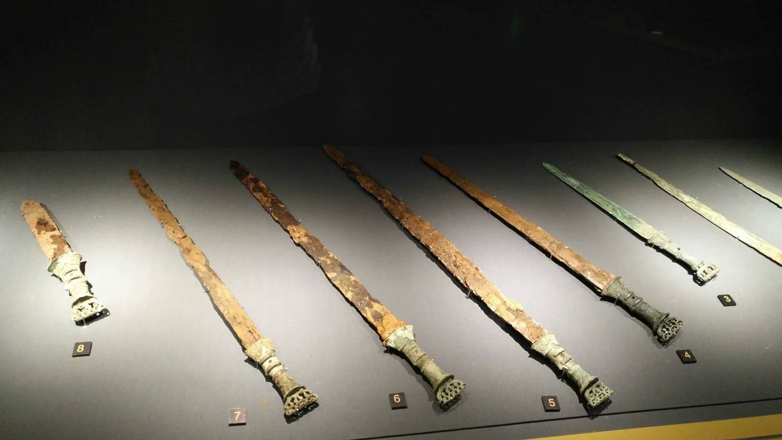 各种史书中描述的夜郎自大,夜郎自大来源于什么历史故事