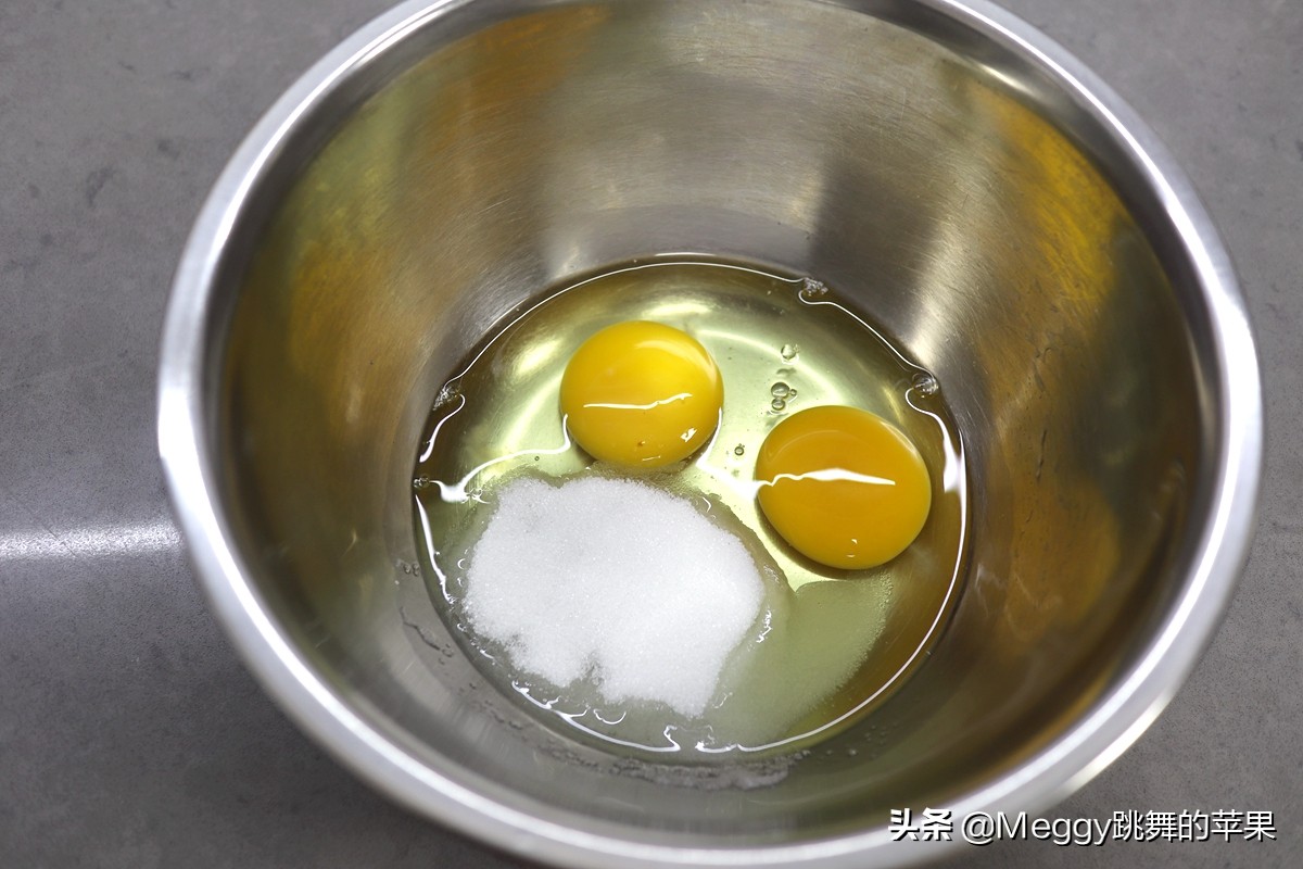 全蛋打发的可可海绵蛋糕,全蛋海绵蛋糕打发到什么程度